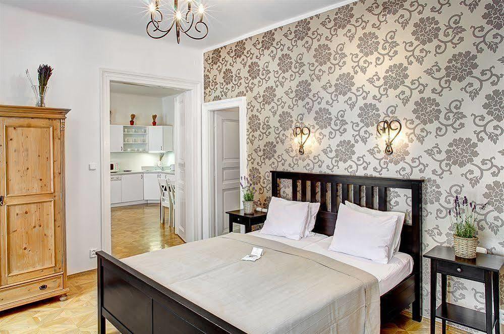 Appartement 6 Continents By Adrez Praag